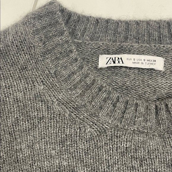 Zara Gray Crew Neck Sweater Long Sleeves Rib Trim 70% Wool Sz S - Picture 10 of 15